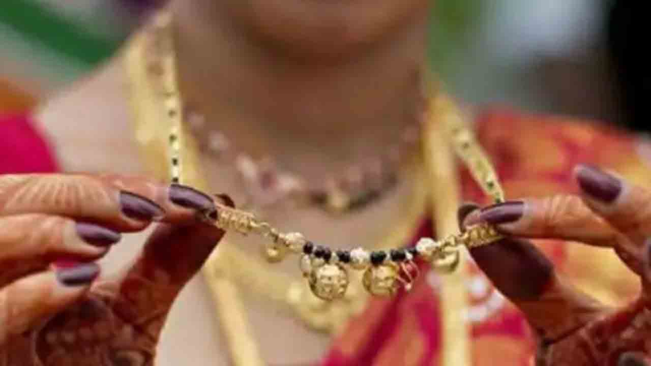 భార్య తాళి తీసేయడం… భర్తను మానసికంగా క్రూరంగా హింసించడమే: మద్రాస్‌ హైకోర్టు