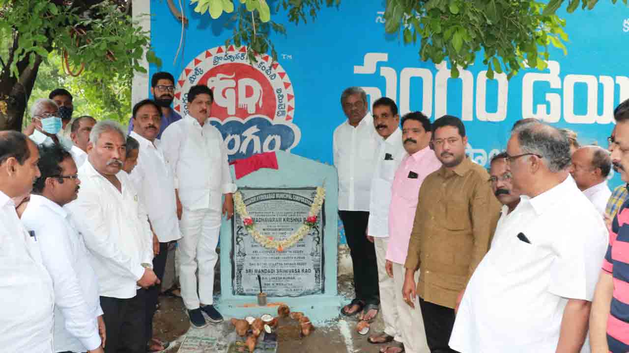పక్కా ప్రణాళికతో అభివృద్ధి పనులు : ఎమ్మెల్యే మాధవరం