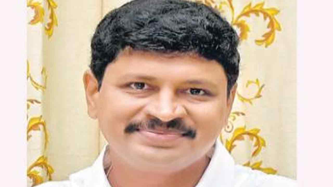 Green challenge | ఈ చెట్టు పాట కన్నీళ్లు తెప్పించింది..: ఎంపీ సంతోష్‌కుమార్‌