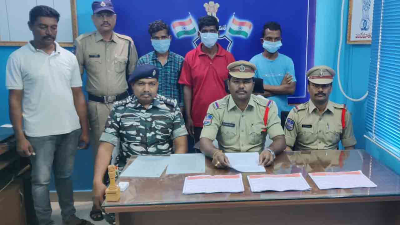 Mulugu | ముగ్గురు మావోయిస్టు సానుభూతిపరుల అరెస్టు