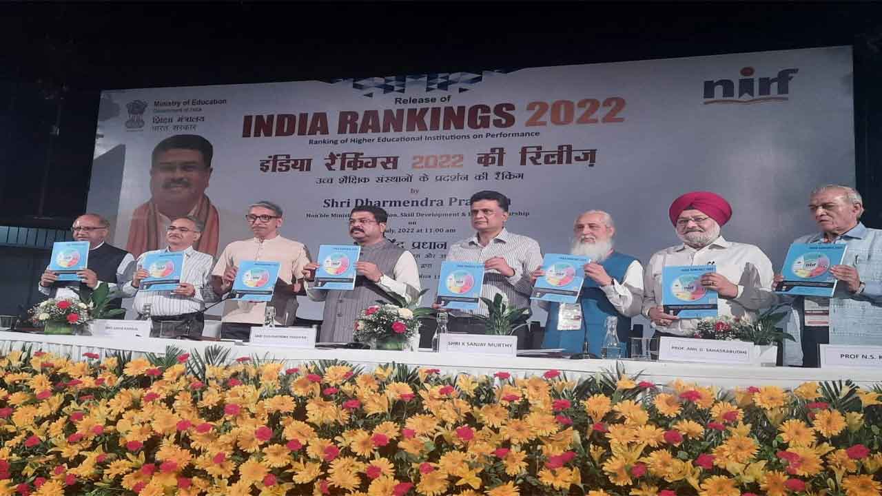 ఓవరాల్‌గా ఐఐటీ మ‌ద్రాసు.. టాప్ వ‌ర్సిటీగా ఐఐఎస్ బెంగుళూరు