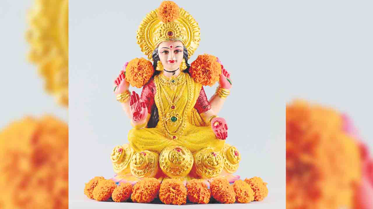 వరాలిచ్చే తల్లి వరలక్ష్మి