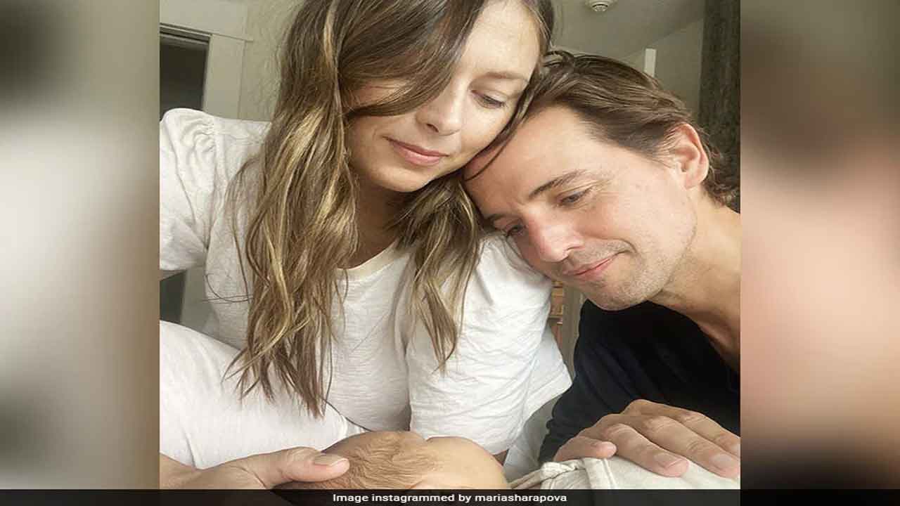 మ‌గ బిడ్డ‌కు జ‌న్మ‌నిచ్చిన మారియా ష‌ర‌పోవా..