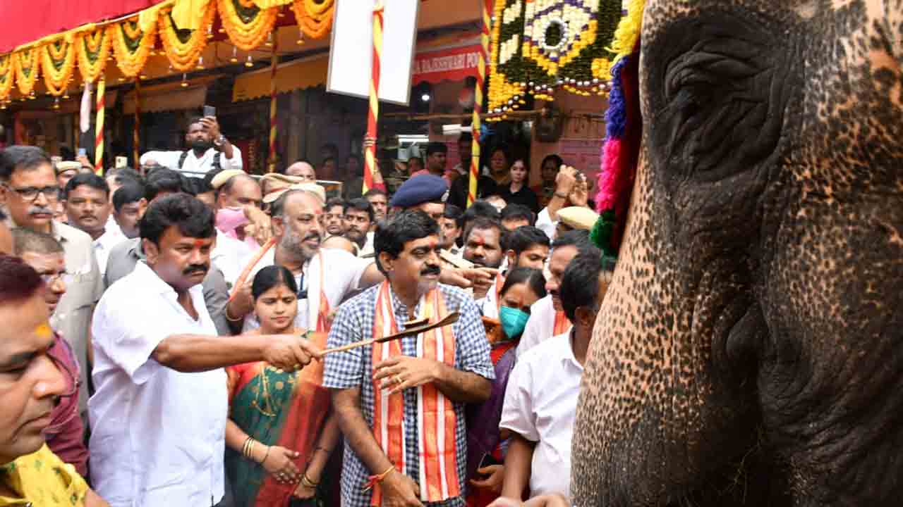 రెండో రోజు ఘనంగా.. ఉజ్జయిని మహంకాళి బోనాలు