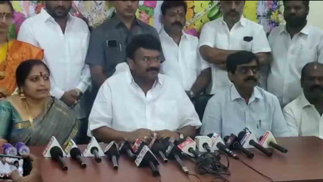 అందరి సహకారంతోనే ప్రశాంతంగా బోనాలు : మంత్రి తలసాని