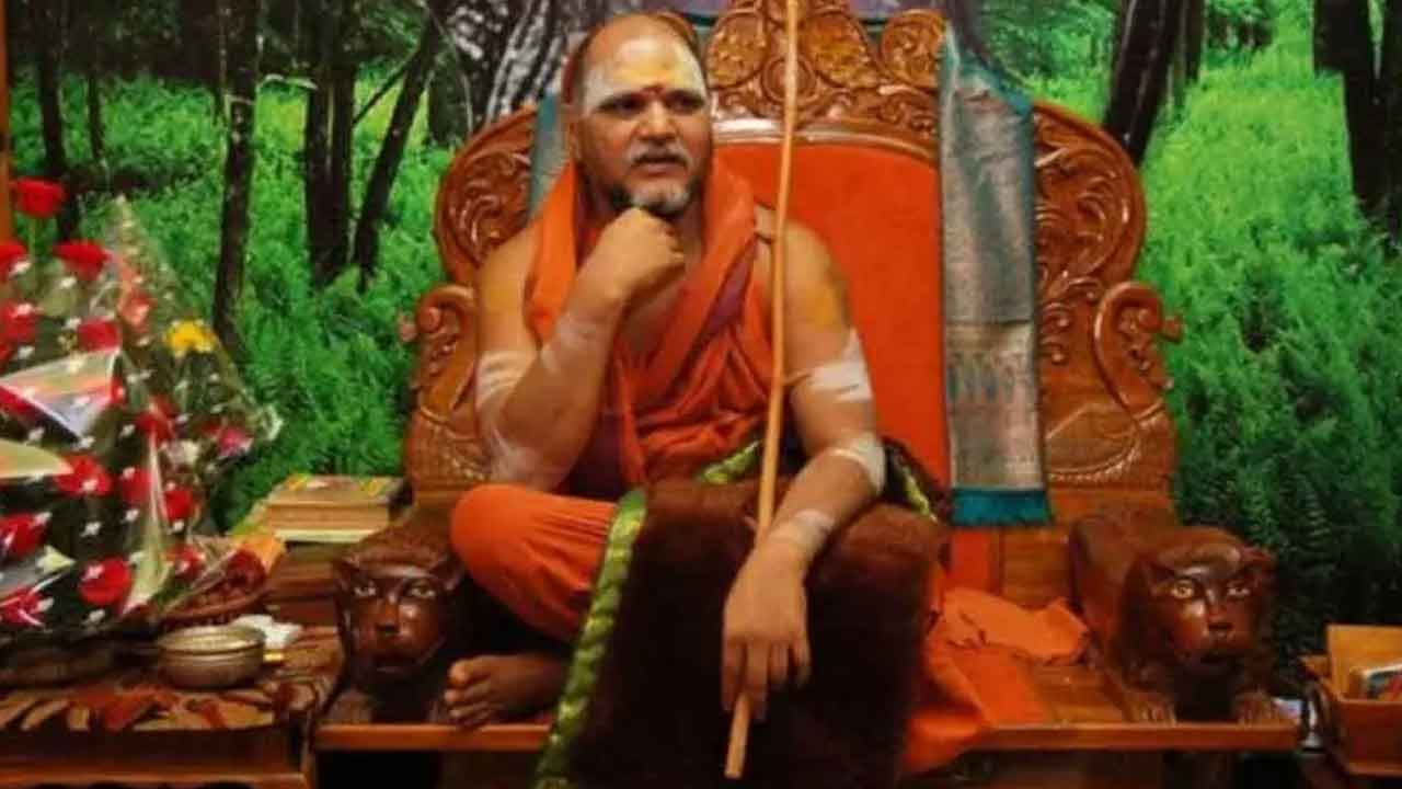 విశాఖ శారదాపీఠధిపతి చాతుర్మాస్య దీక్ష ప్రారంభం