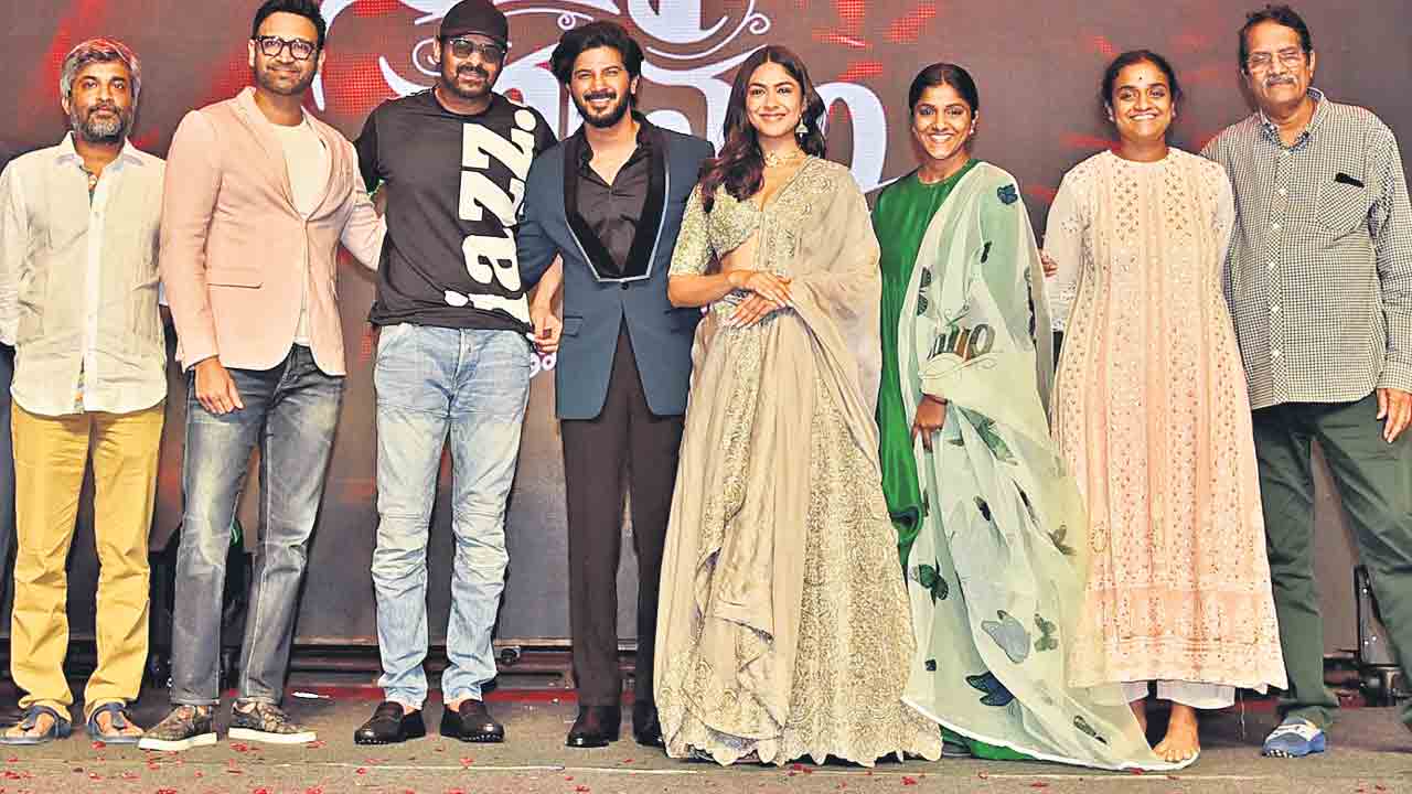 సినిమాకు థియేటర్‌ దేవాలయం లాంటిది