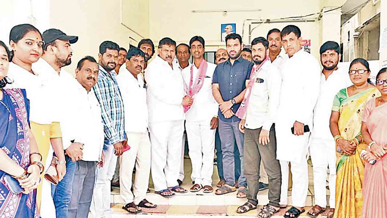 పేదలను ఆదుకునే శక్తి కేసీఆర్కే ఉంది