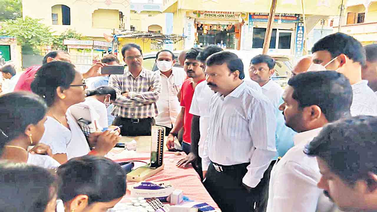 కలుషిత ఆహారంతోనే అస్వస్థత