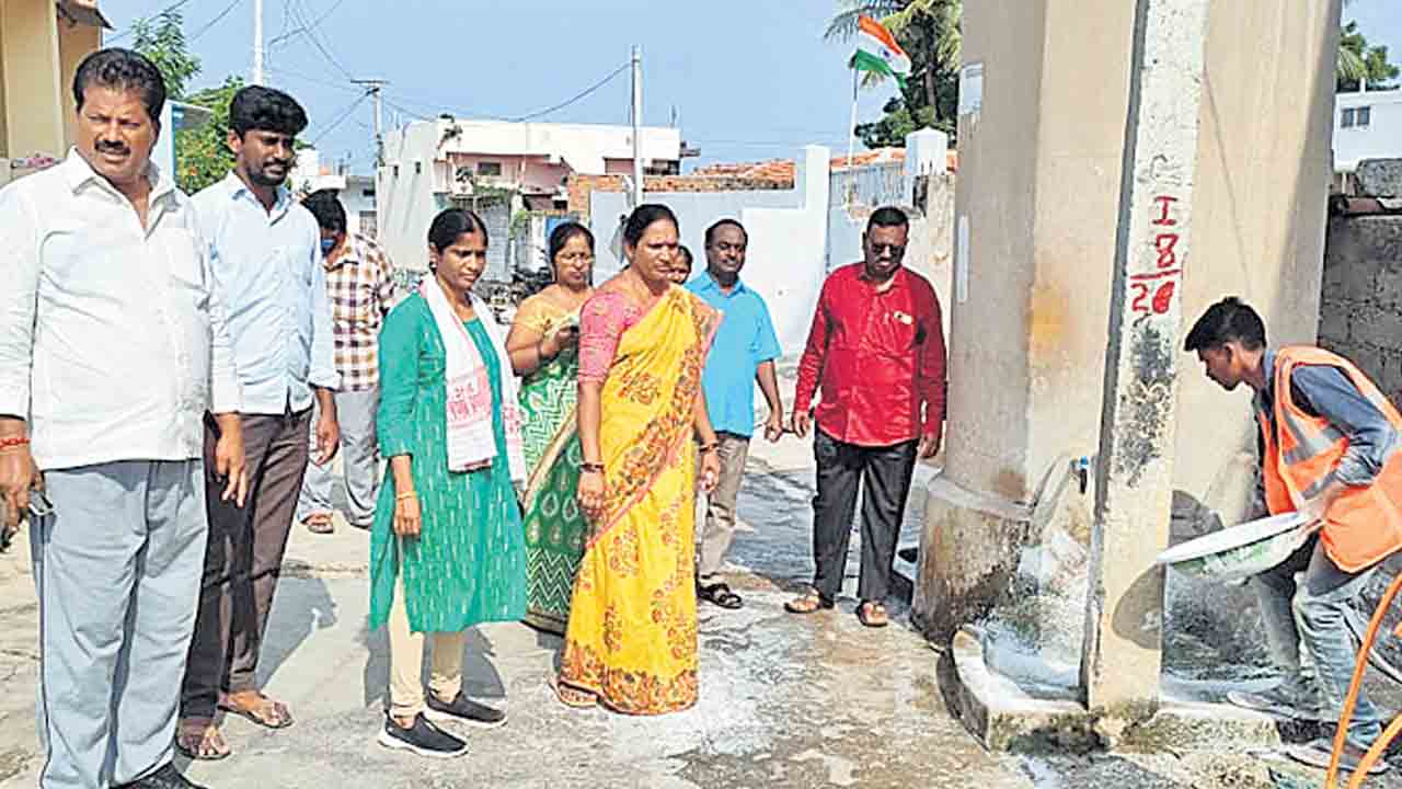శుభ్రత పాటిస్తేనే ఆరోగ్యంగా ఉంటాం..