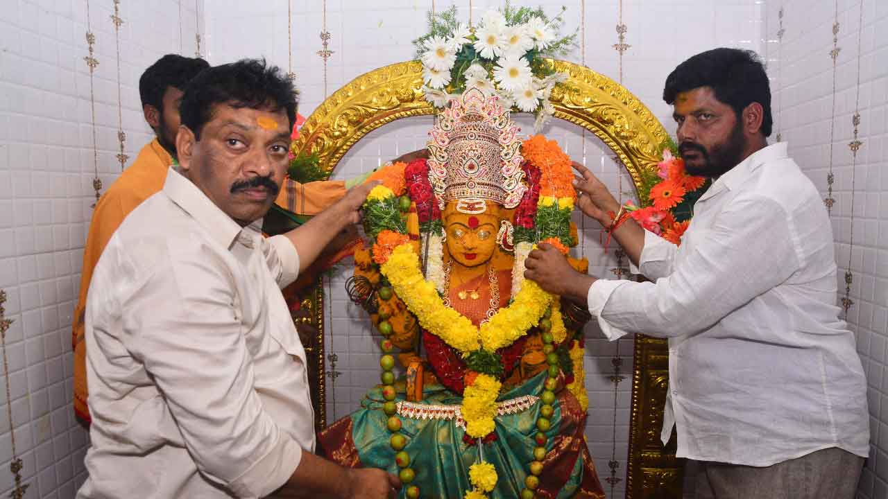 వైభవంగా బుగ్గపోచమ్మ కల్యాణం