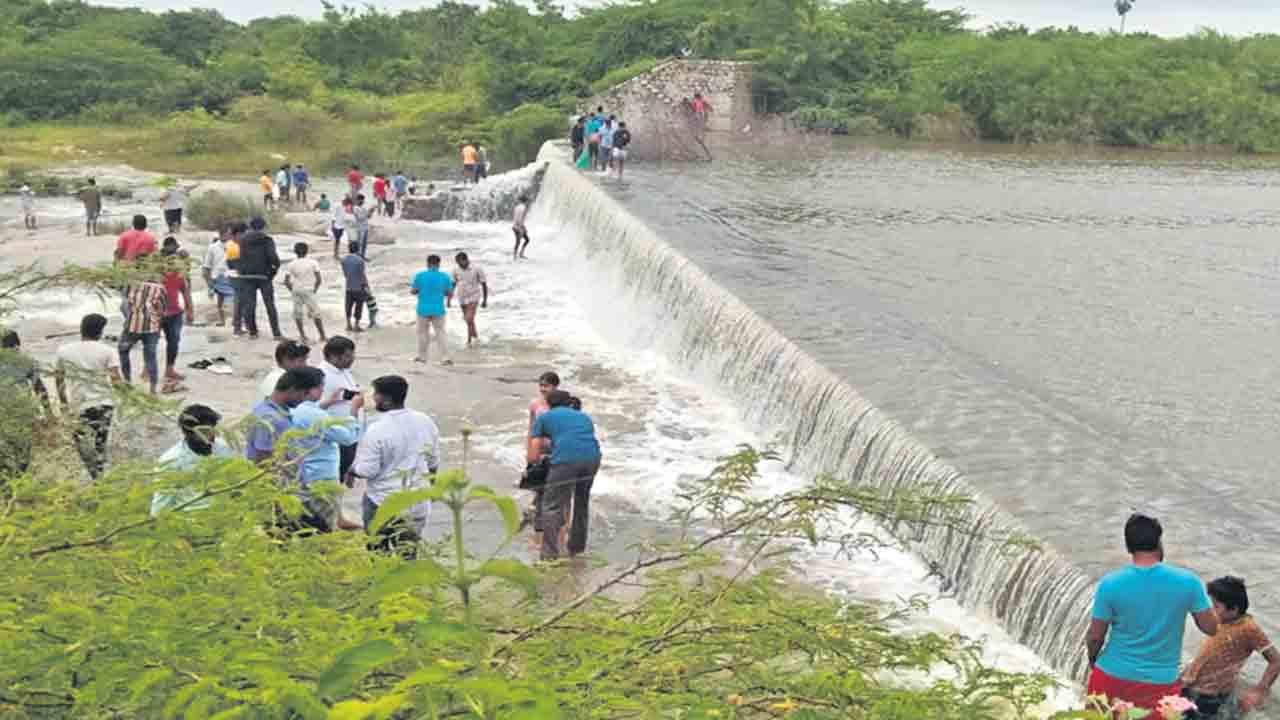 రంగారెడ్డి జిల్లాలో జలకళ