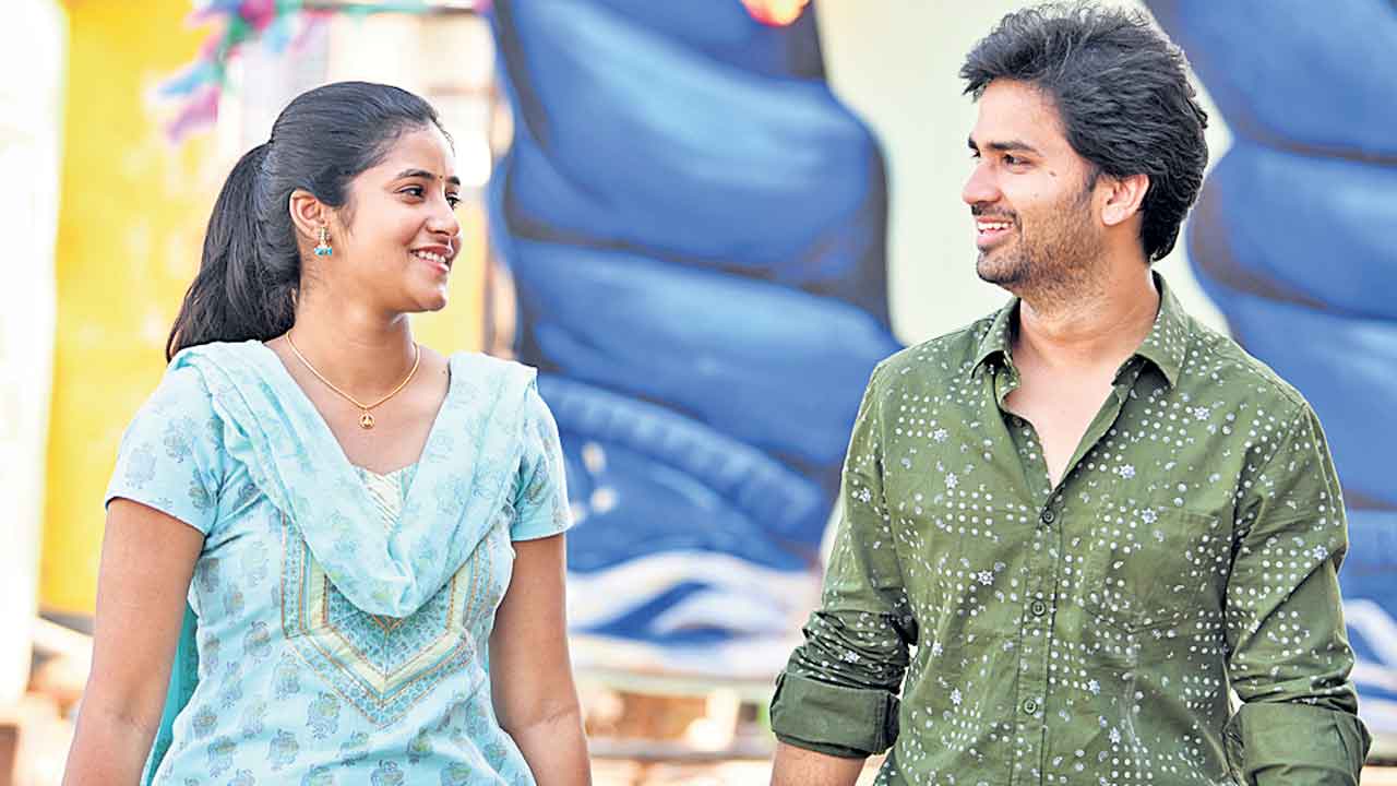 ఫస్ట్‌డే.. ఫస్ట్‌షో ఆ కిక్కే వేరు!