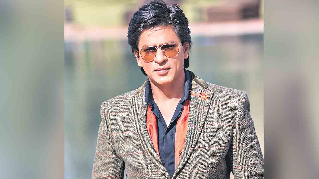 షారుఖ్‌ స్కాలర్‌షిప్‌