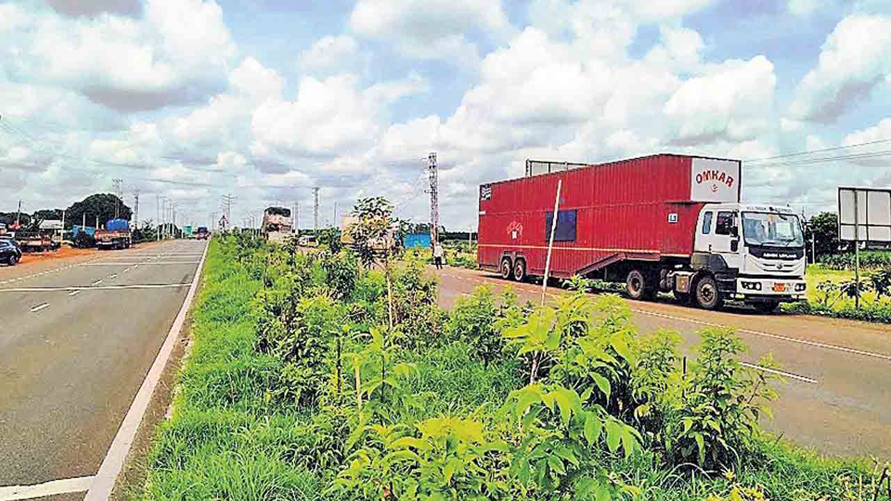 డెత్‌ స్పాట్‌’గా జహీరాబాద్‌ బైపాస్‌ రోడ్డు..