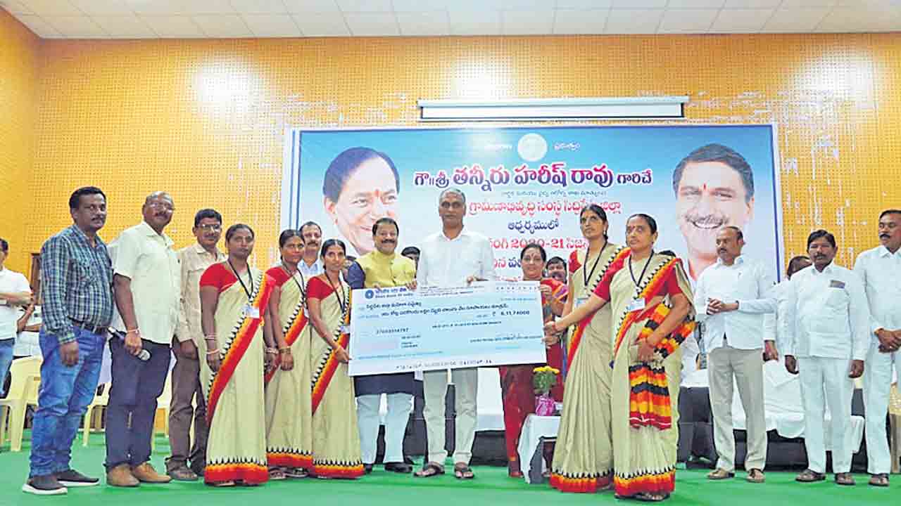 బీజేపీ నేతల మాటలన్నీ అబద్ధాలే