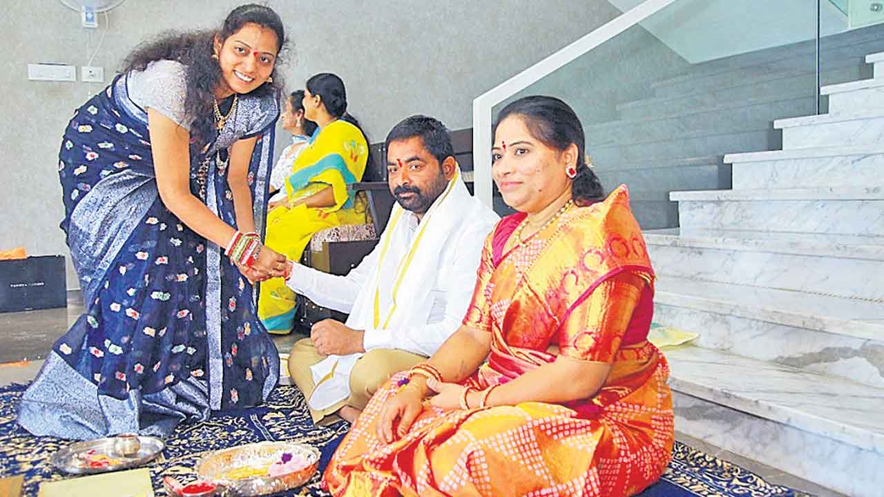 వెల్లివిరిసిన ఆత్మీయరాగాలు