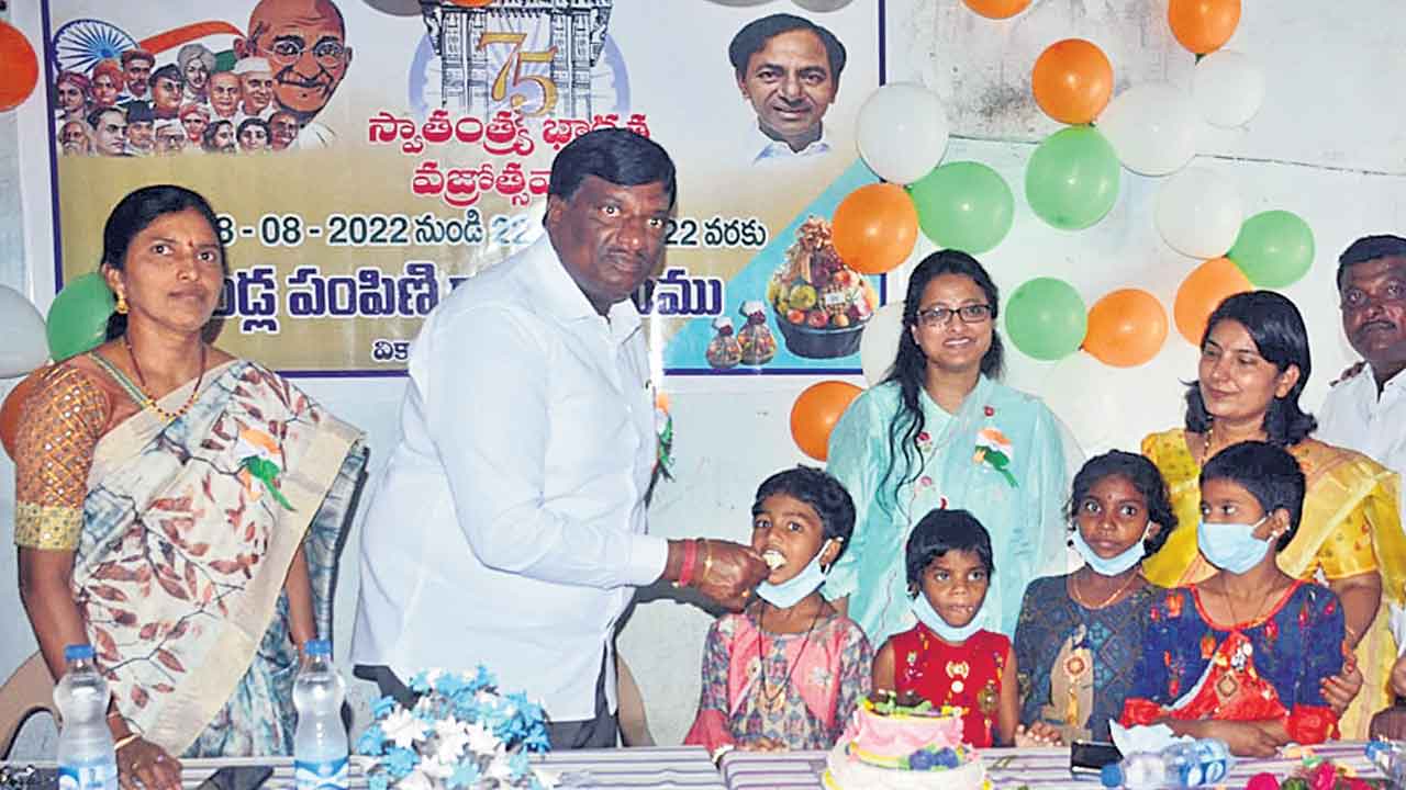 బాలసదనంలో మరిన్ని వసతుల కల్పనకు కృషి