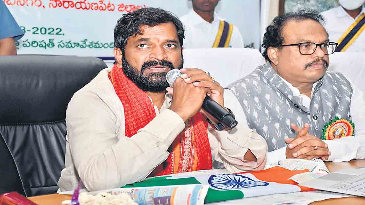 ప్రతి ఇంటిపై జాతీయ జెండా ఎగరాలి