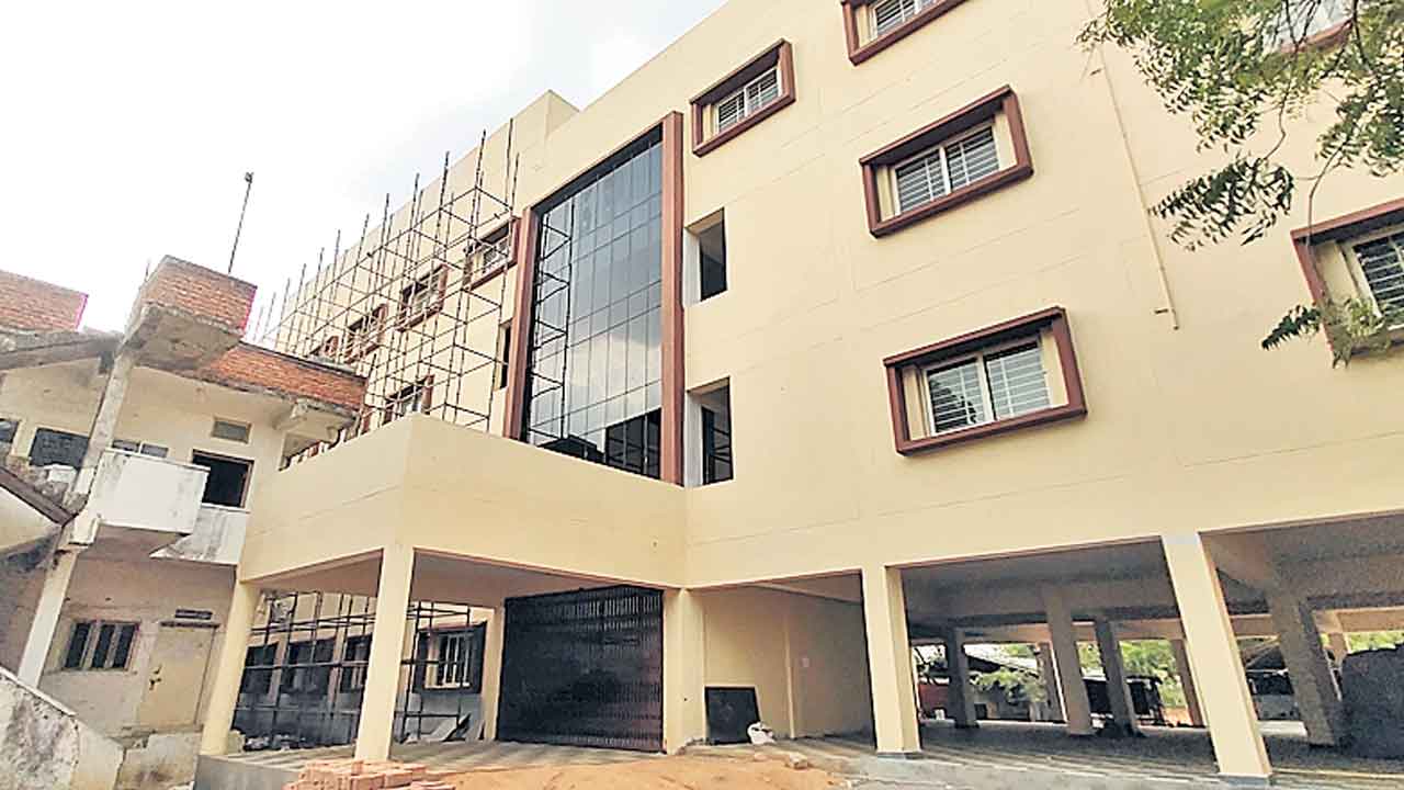 శరవేగంగా షాద్ నగర్ అభివృద్ధి