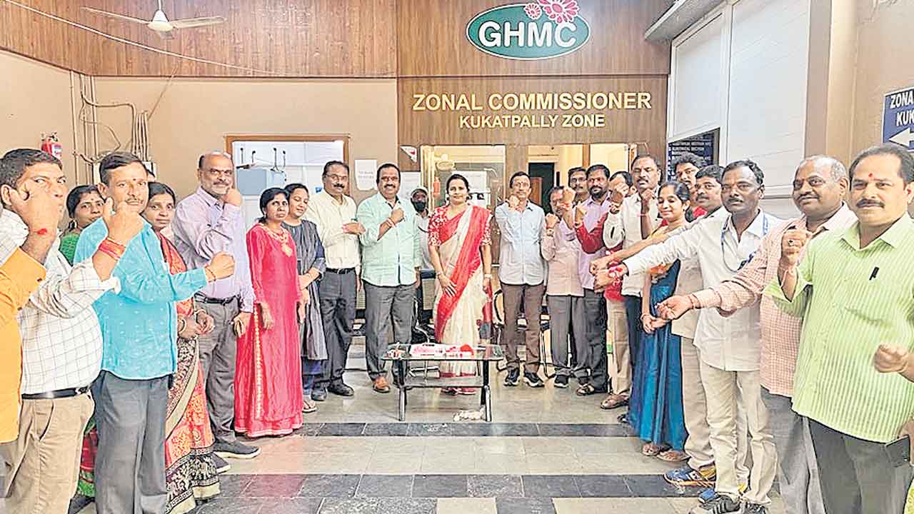 వజ్రోత్సవ రక్షాబంధన్‌ వేడుకలు