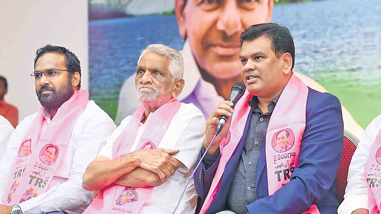 బీజేపీ ఆటలు సాగవు