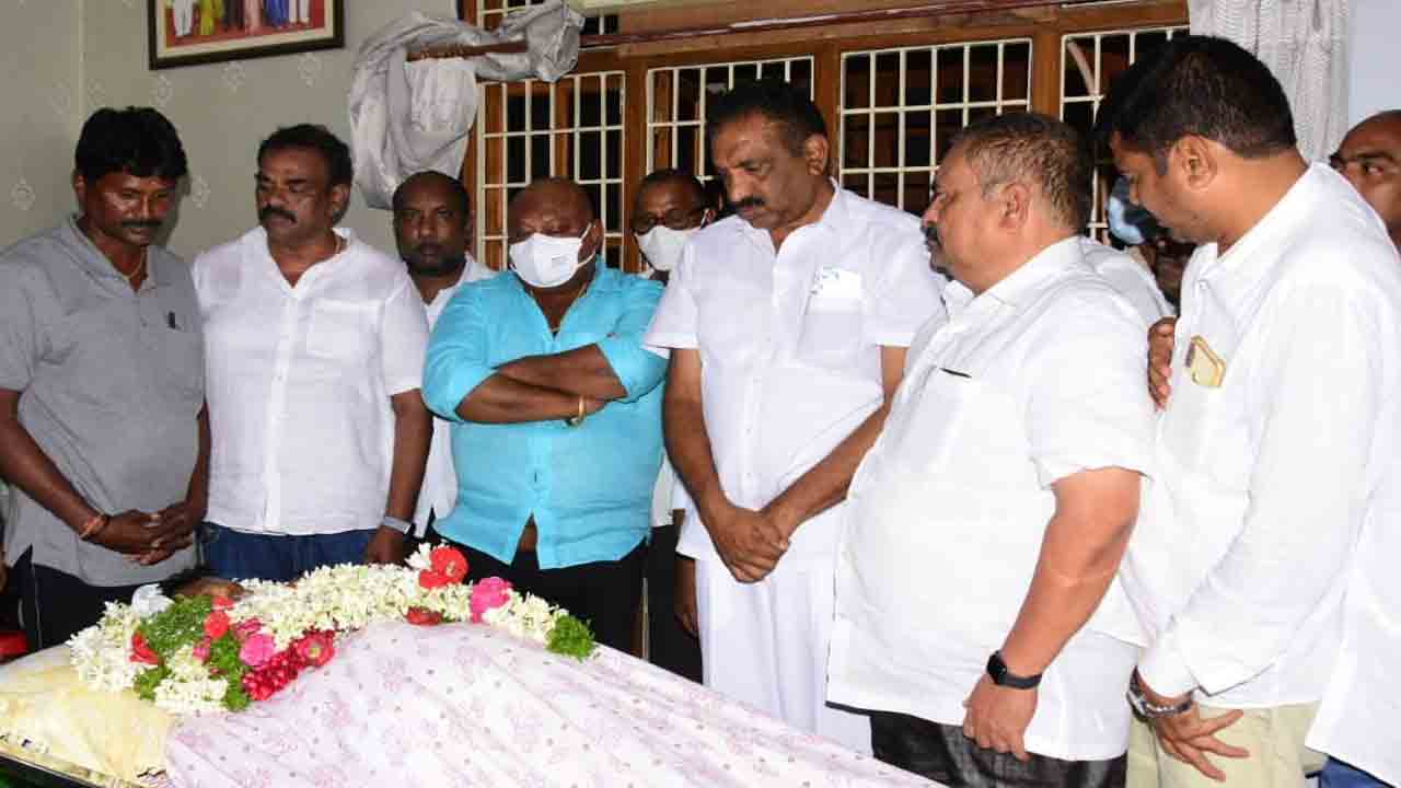 బోనాల రాజేశం కన్నుమూత