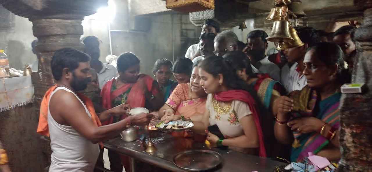 ఆలయాలకు ‘శ్రావణ’శోభ