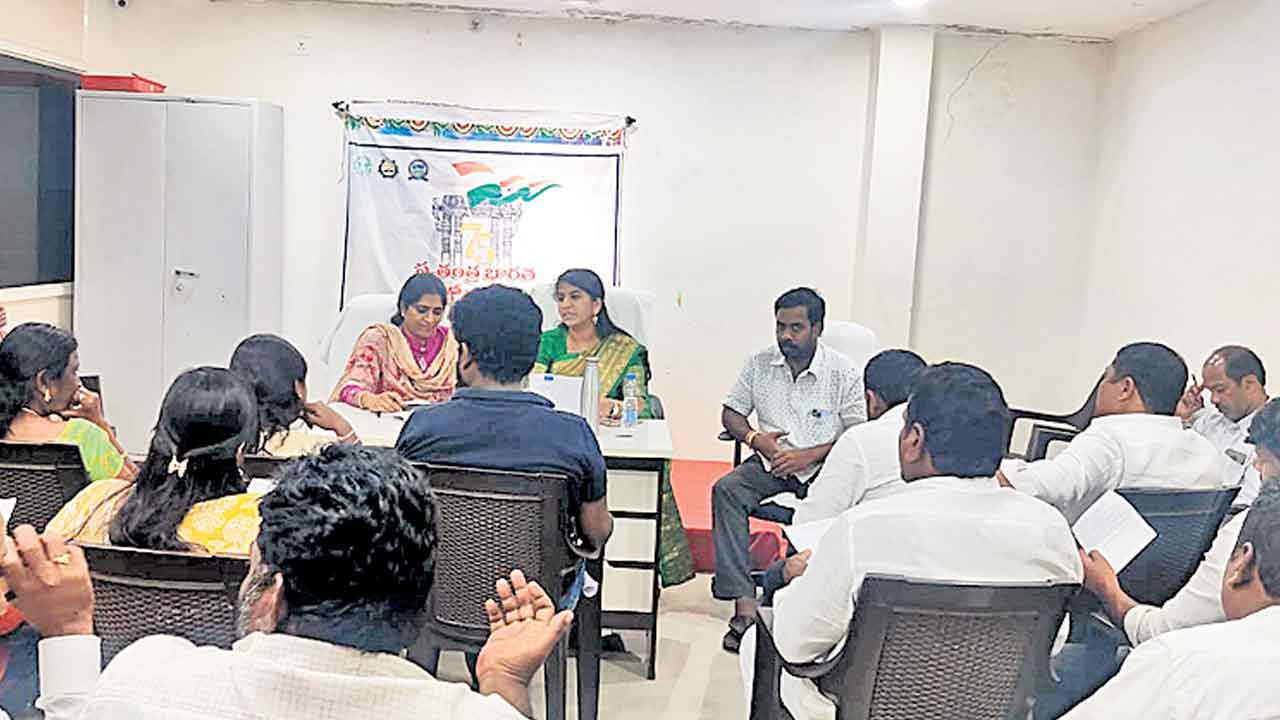 వజ్రోత్సవాన్ని ఘనంగా నిర్వహిస్తాం