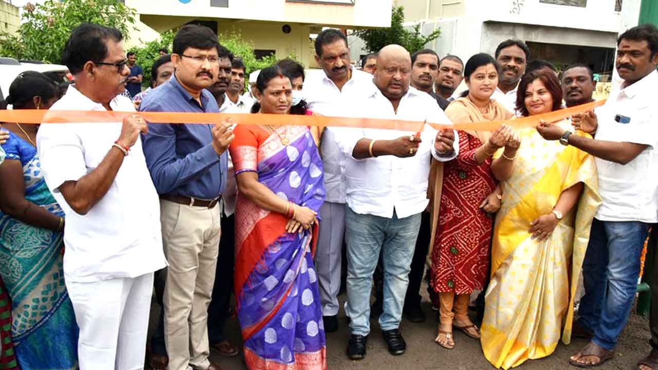 దేశభక్తిని చాటేలా వజ్రోత్సవాలు