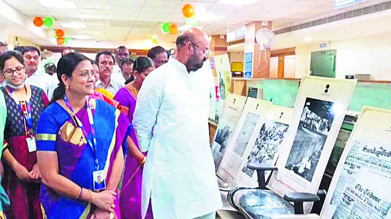 మహనీయుల త్యాగాలతోనే దేశానికి స్వాతంత్య్రం