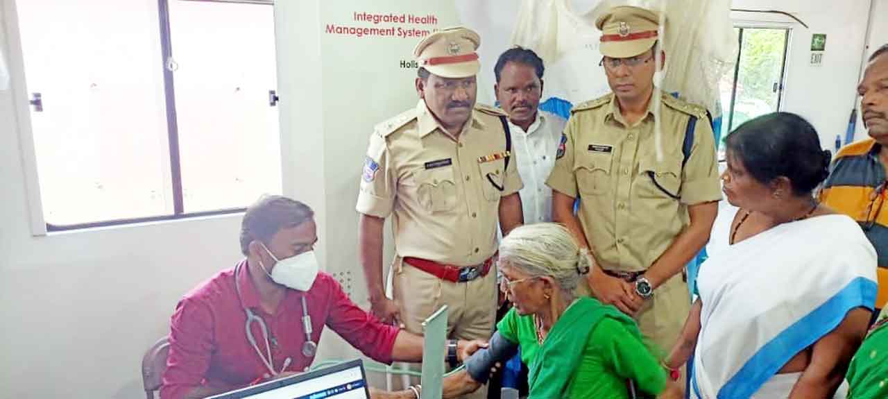 గిరిజనుల ఆరోగ్యంపై ప్రత్యేక శ్రద్ధ