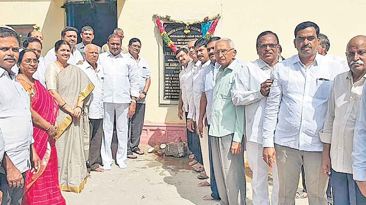 18 రిజర్వాయర్లతో ఇంటింటికీ తాగునీరు