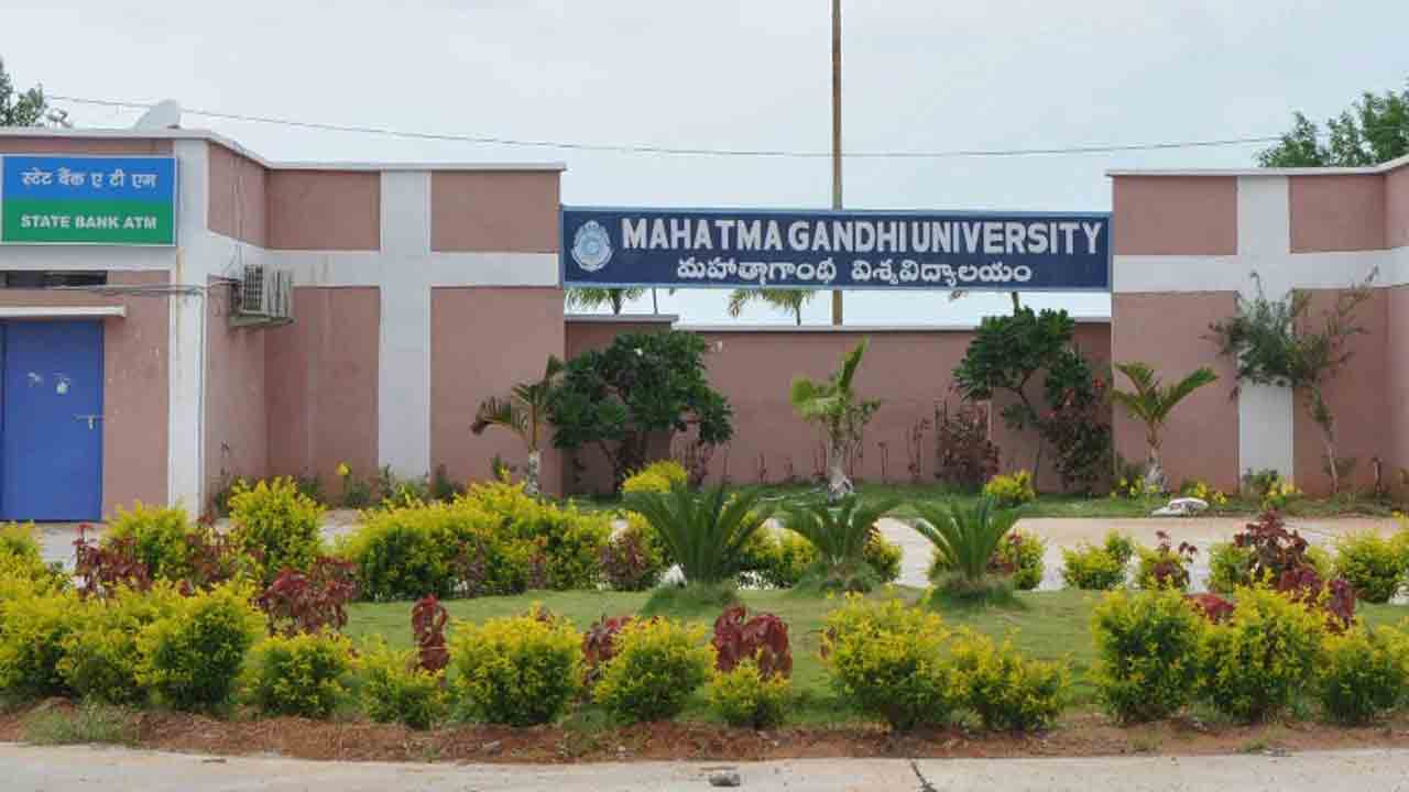 మహాత్మలో e – వ్యాల్యూయేషన్