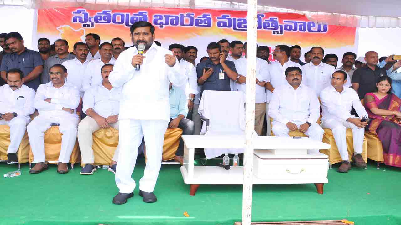 అహింసే ఆయుధం