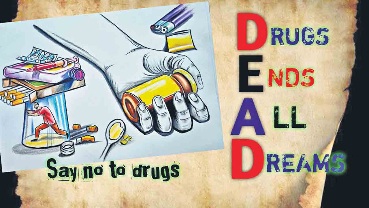 డ్రగ్స్‌.. సైబర్‌ నేరాలపై పాఠాలు