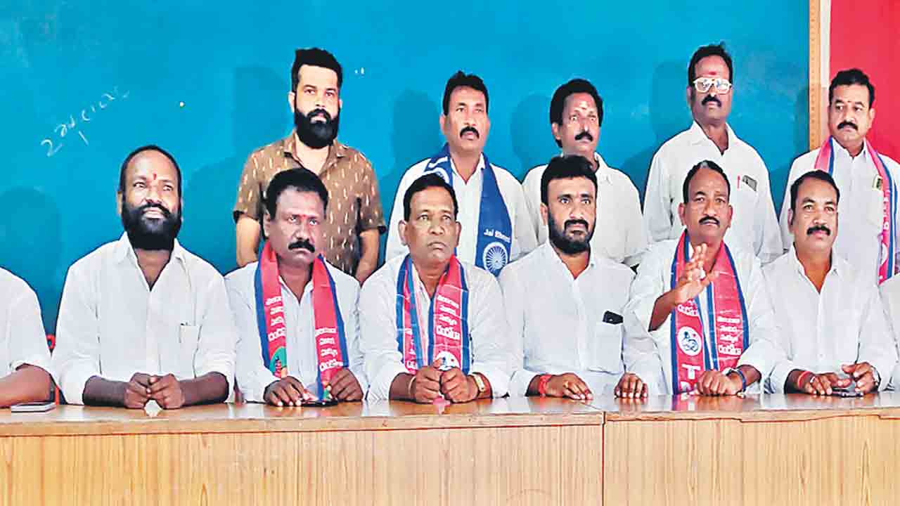కులవృత్తులపై కేంద్రప్రభుత్వం కుట్ర