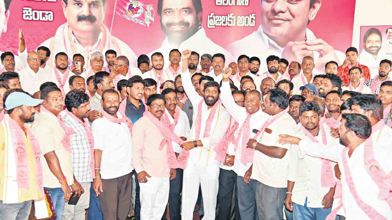 సీఎం కేసీఆర్‌ సర్కారుకు ప్రజలే అండ