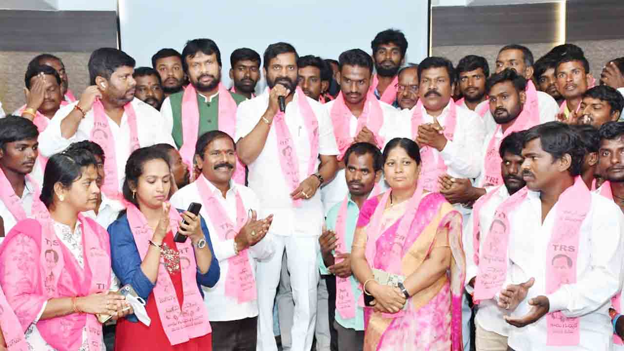 అలజడి సృష్టించడమే బీజేపీ పని