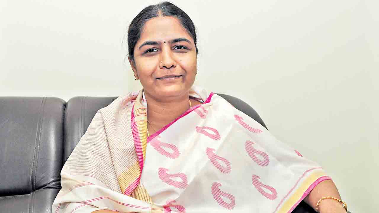 ఉన్మాదిపై కఠిన చర్యలు