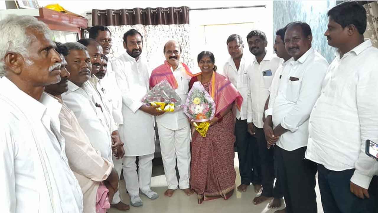 గిరిజనుల అభివృద్ధికి ముఖ్యమంత్రి కేసీఆర్‌ కృషి