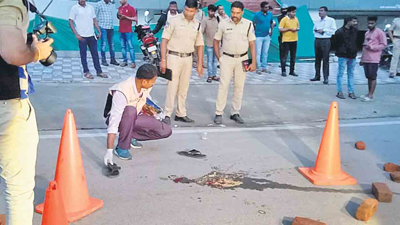 మాదాపూర్‌లో కాల్పులు