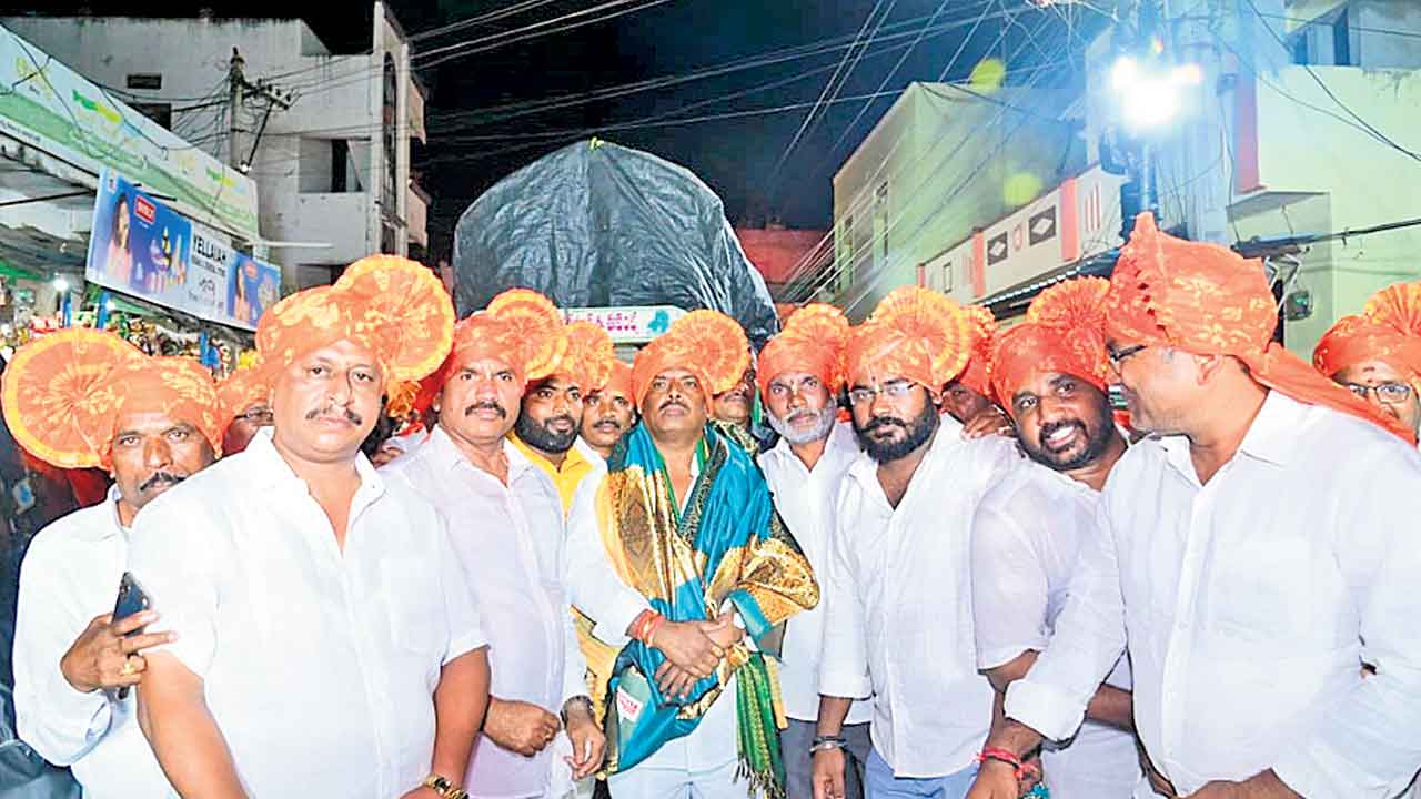 కుల మతాలకు అతీతంగా ఉత్సవాలు