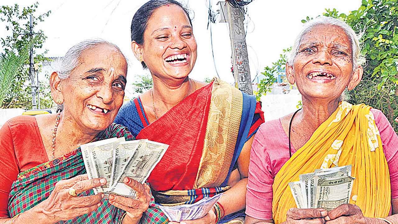 పింఛన్ల జాతర