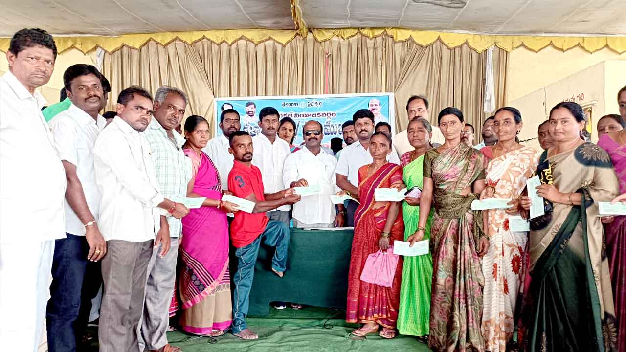 నిరుపేద కుటుంబాలకు వరం కల్యాణలక్ష్మి