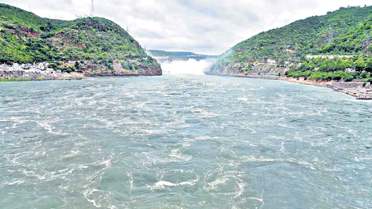 ట్రిబ్యునల్‌ రాదు.. వాటా తేలదు