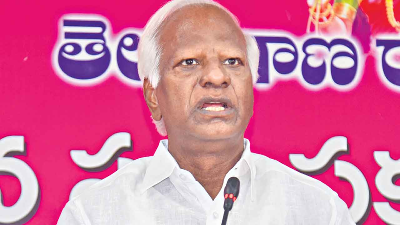 బీజేపీని లేకుండా చేస్తేనే తెలంగాణ అభివృద్ధి