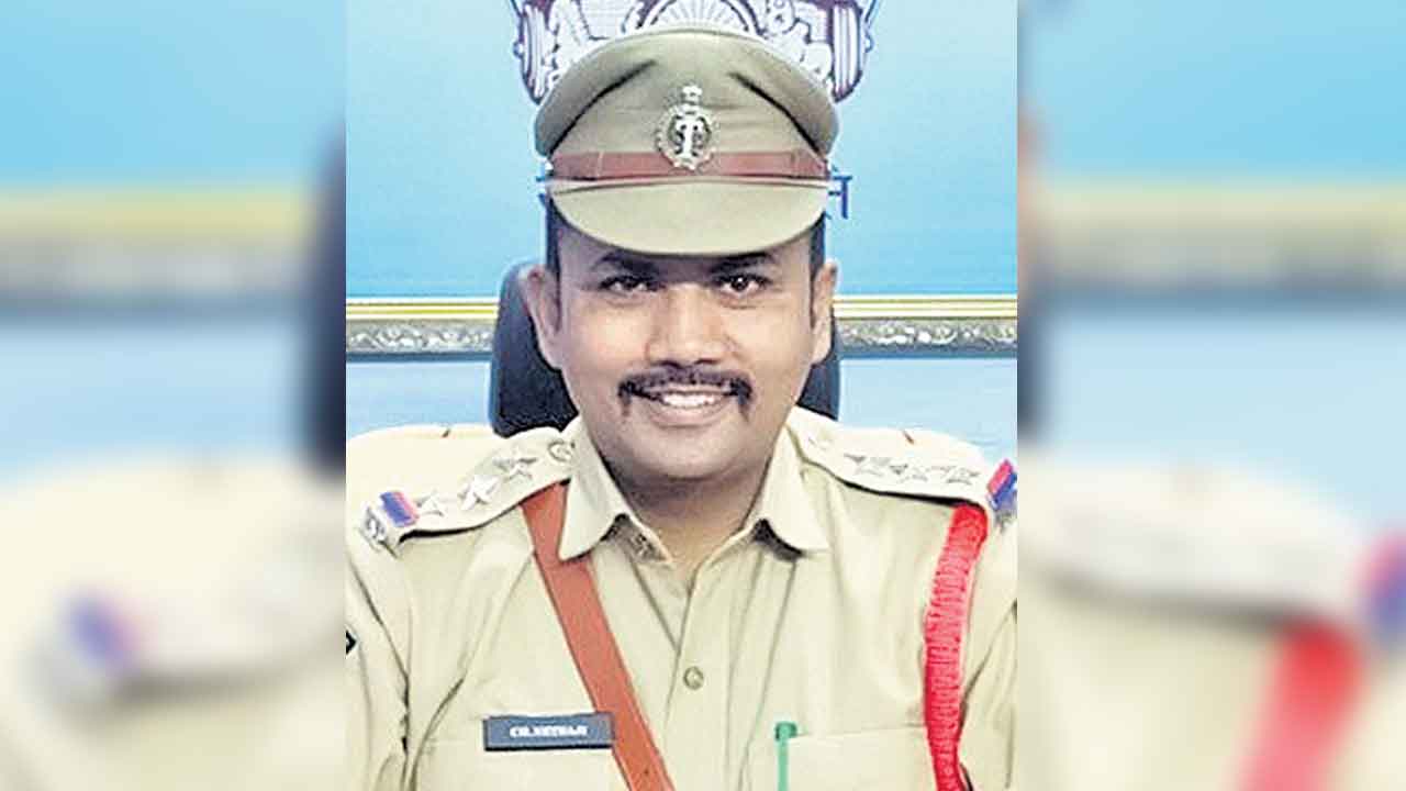 సైబర్‌ వల.. చిక్కుకుంటే విలవిల!