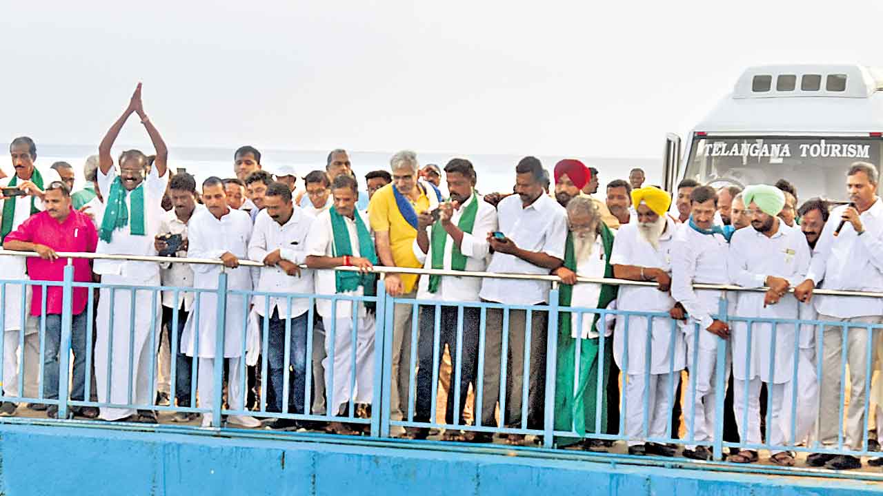 కేసీఆర్‌ మాకూ కావాలి!