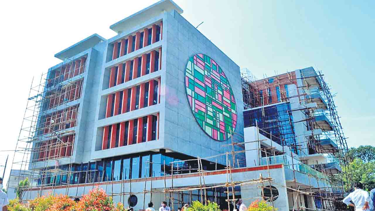 రాష్ట్రం అమలు చేస్తున్నది.. చూసి దేశం ఆచరిస్తున్నది